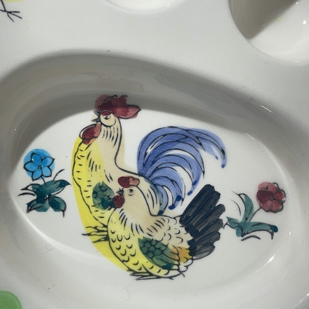 Vintage Hand Painted On Green Trimmed Divided Serving Bowl Country Farm Chicken - Picture 2 of 7
